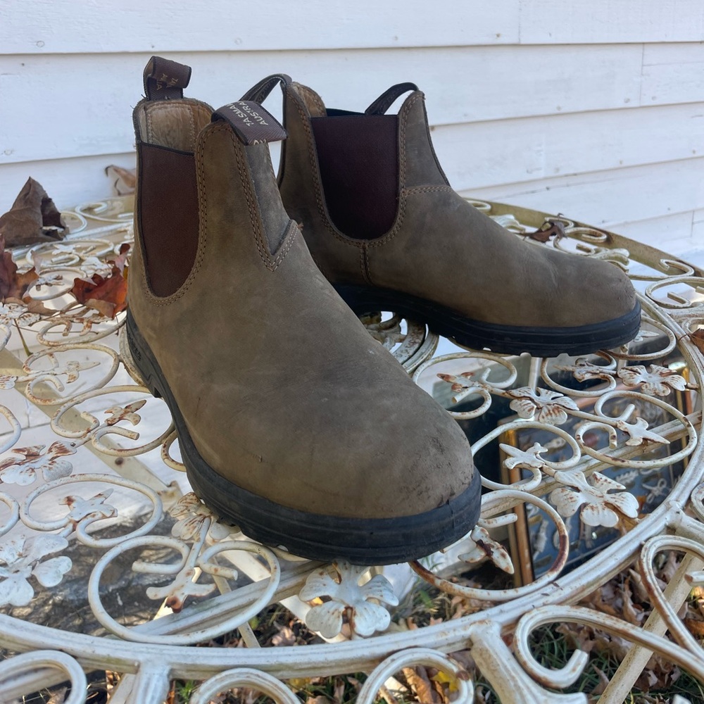 Used Blundstone Rustic Brown Boots